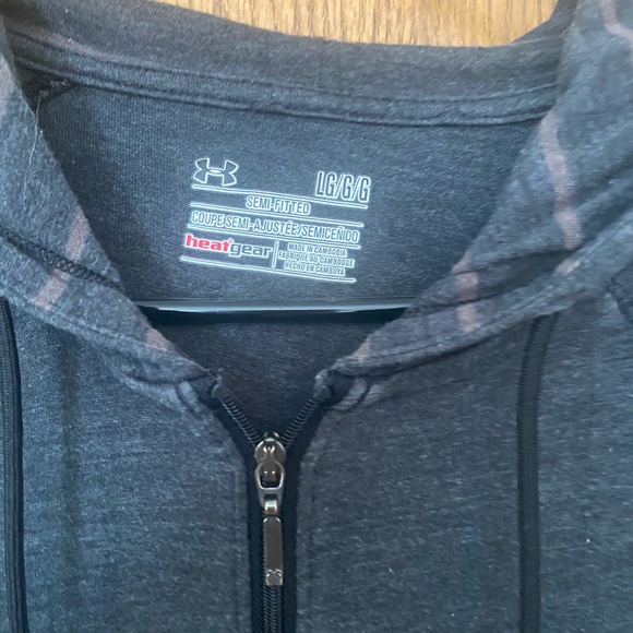 UA women’s zip up jacket - Picture 2 of 3